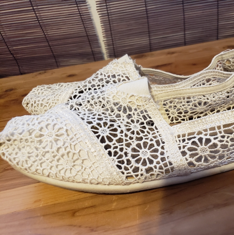 Ivory Crochet Flats size 11 loafers cream